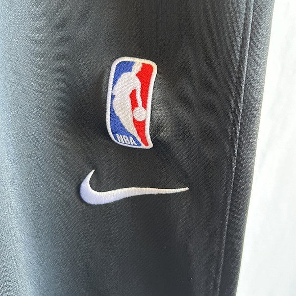 Nike PHX City Edition black Dri-Fit joggers, size XL - Picture 3 of 9